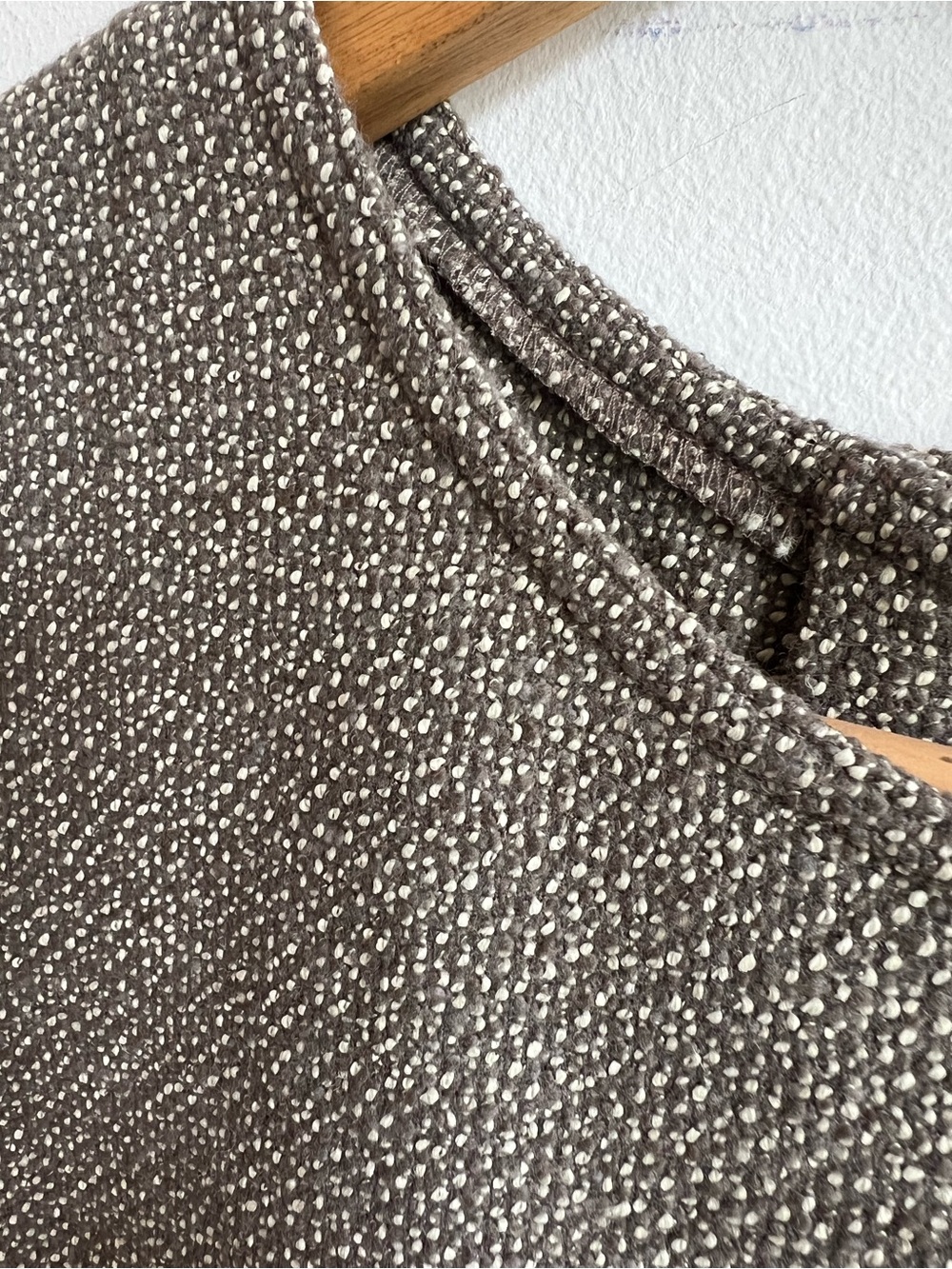Classic Brown Textured Wool Blend Sleeveless Top Sophisticated Minimalist - Picture 4 of 10